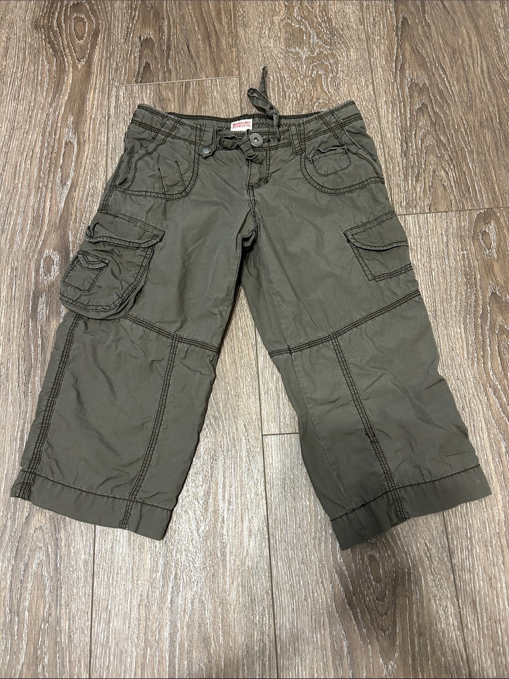 Mossimo Supply Co. Cargo Capris